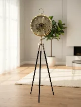 Ayaklı tripod çarklı saat — görsel 1