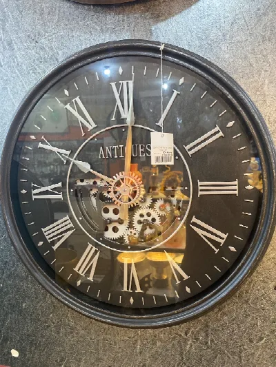 Çarklı ithal duvar saati 51x51x8