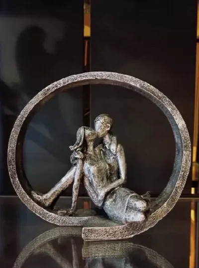 Çember içinde sevgili