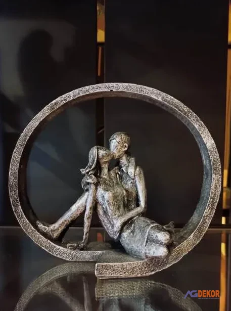 Çember içinde sevgili