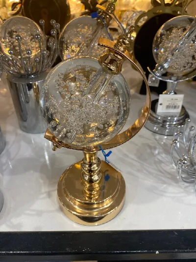 Dekoratif kristal küre