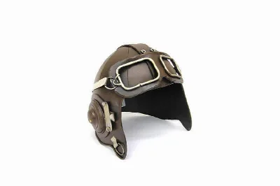Dekoratif metal pilot kaskı