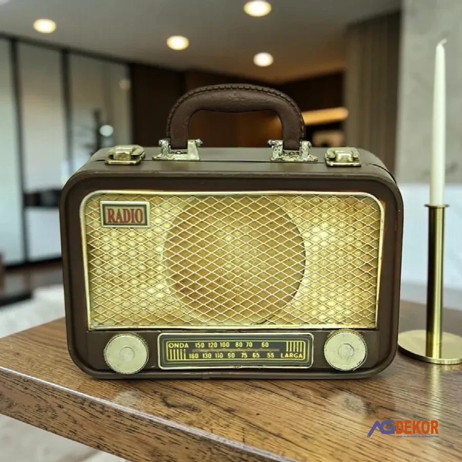 Dekoratif metal radyo bavul