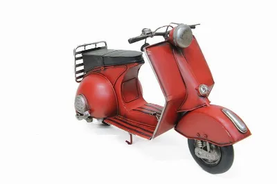 Dekoratif metal scooter