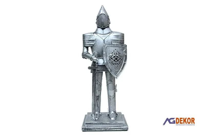 Dekoratif metal şövalye