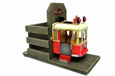 Dekoratif metal taksim tramvay kalemlik