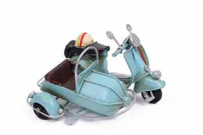 Dekoratif sepetli metal scooter