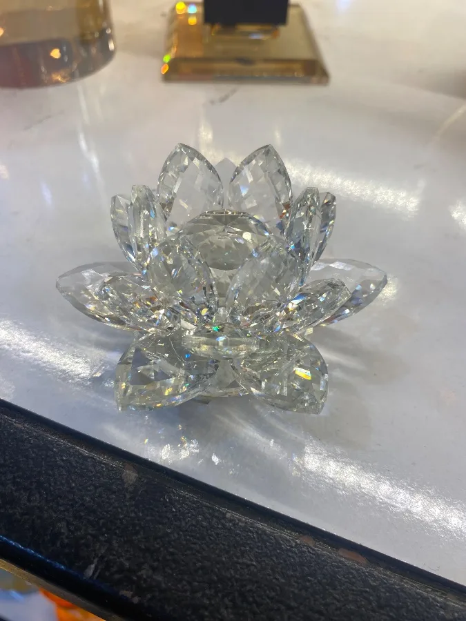 Küçük kristal dekor nilüfer