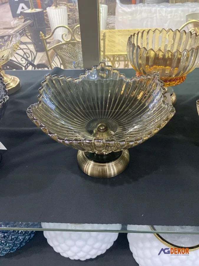 Metal ayaklı cam meyvelik (eskitme)