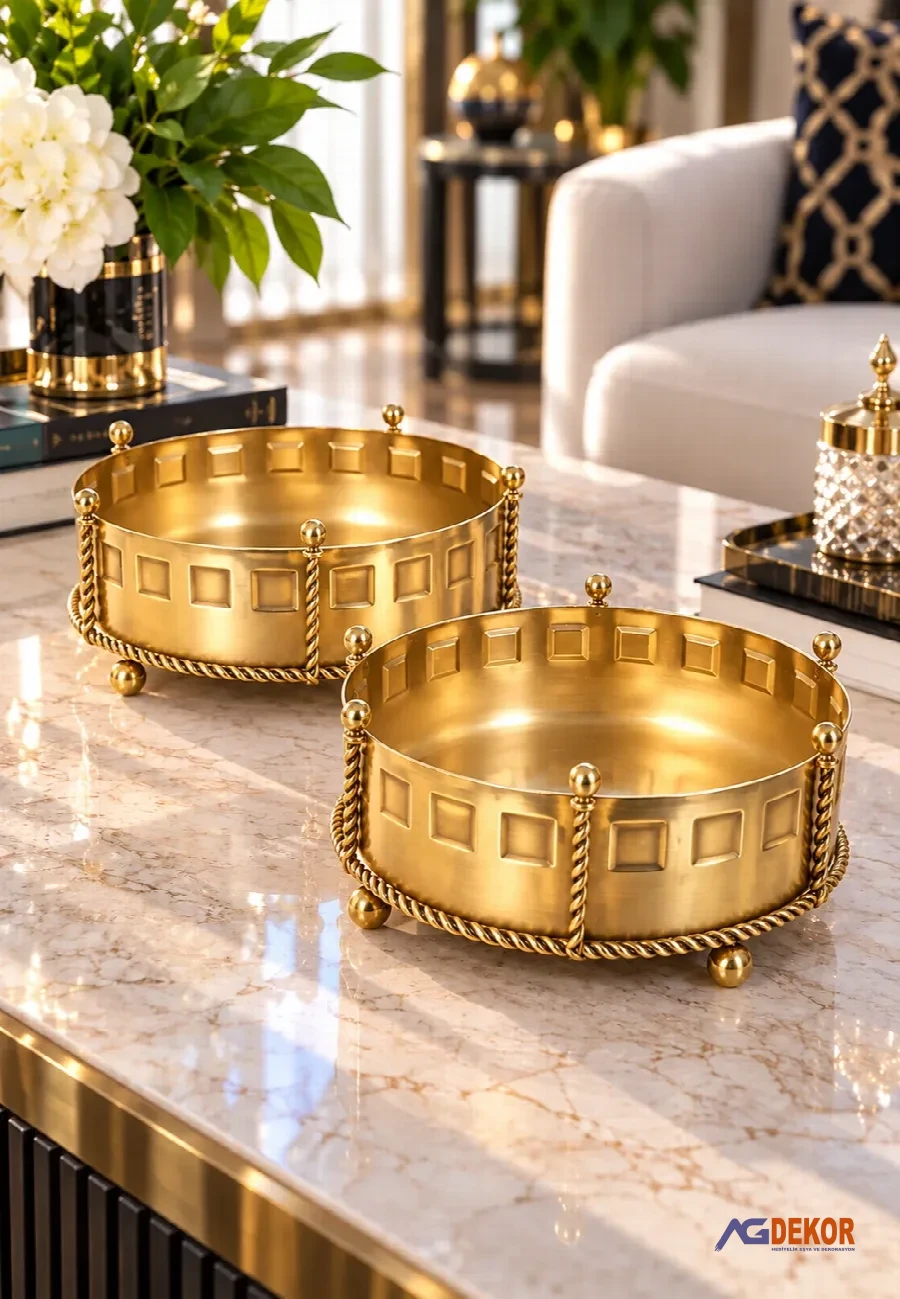 2li kare desenli tel saksı (altın)