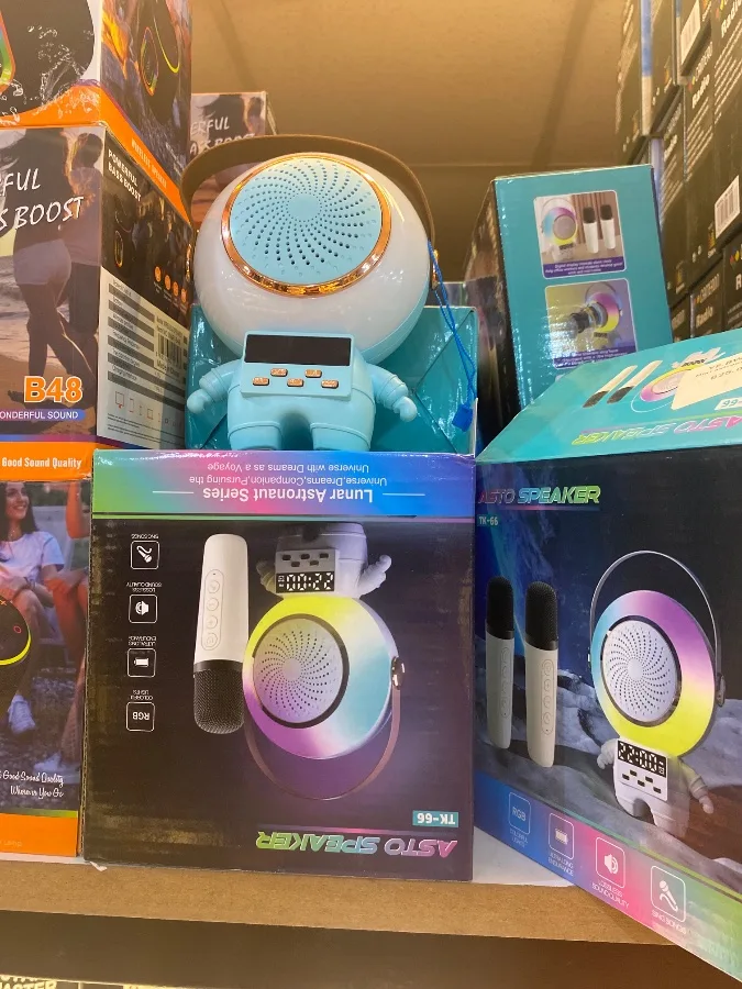Mini astronot karaoke