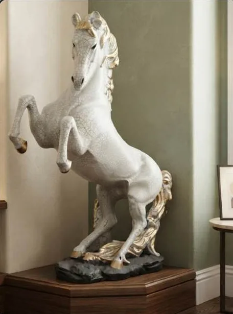 Şahlanmiş at 68cm