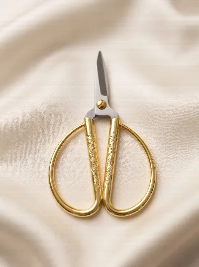 Zamak tombul makas (altın)